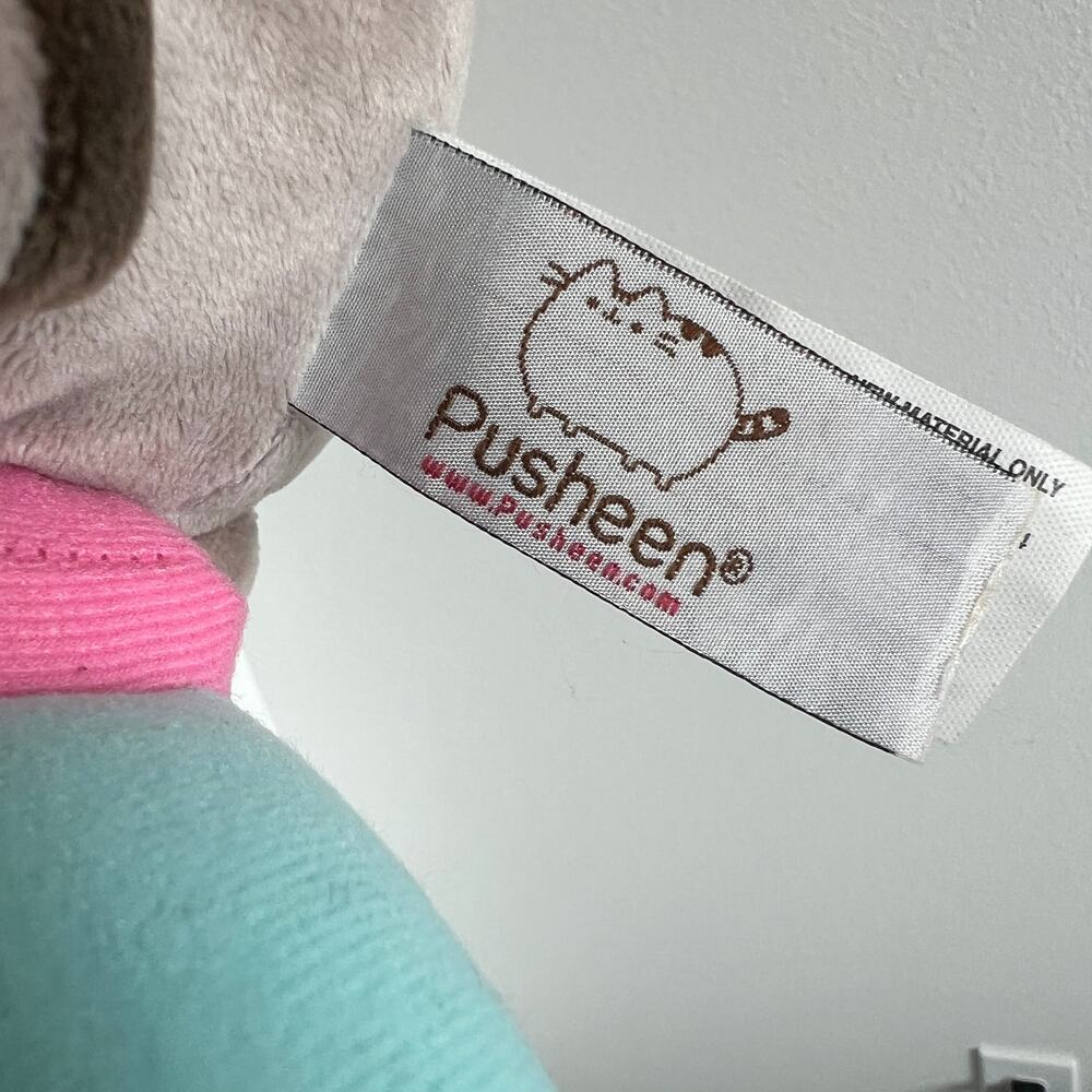 Gund PUSHEEN ON SCOOTER 10” Plush Gray Kitty Cat On Motor Bike - Picture 8 of 9